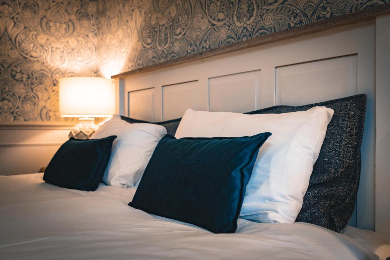 The At Hotel